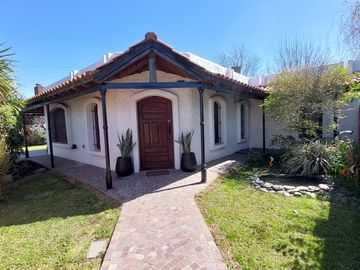 Casa en Venta en Escobar Centro, GBA Norte - 4 Ambientes