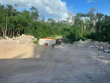 Terreno sobre avenida en venta en Playa del Carmen, Quintana Roo