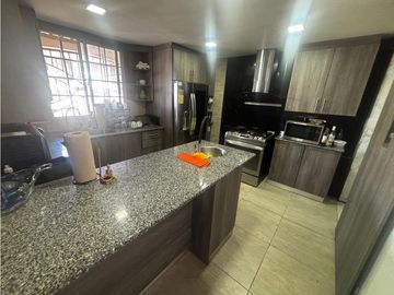 ALTOS DEL CRISOL ll / 2 HABITACIONES / AMPLIO PATIO CON TERRAZA JC