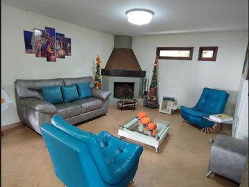 Casa Campestre De Lujo En Dapa Con Vista A Cali Y Venta A Puerta Cerrada