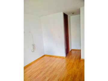 SE VENDE HERMOSO APARTAMENTO ALBORADA REAL 1