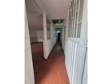 CASA EN VENTA, DELICIAS, EXCELENTE UBICACION