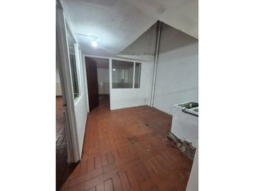 CASA EN VENTA, DELICIAS, EXCELENTE UBICACION