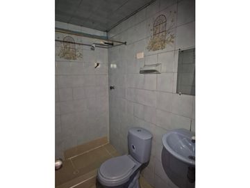 CASA EN VENTA, DELICIAS, EXCELENTE UBICACION
