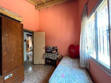Casa 3 ambs. con cochera. Parque. NUEVO VALOR!!!!!