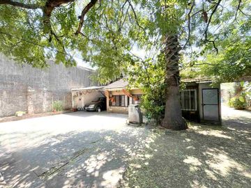 Casa 3 ambs. con cochera. Parque. NUEVO VALOR!!!!!