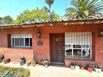 Casa 3 ambs. con cochera. Parque. NUEVO VALOR!!!!!
