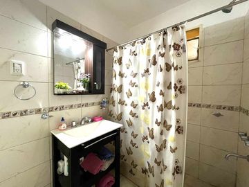 Casa 3 ambs. con cochera. Parque. NUEVO VALOR!!!!!