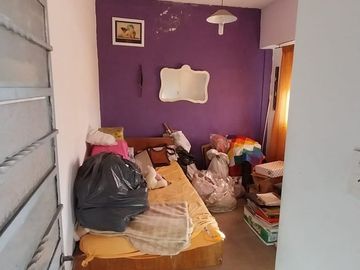 Venta 2 Casas con Local Oportunidad en Avellaneda