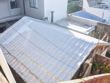 Venta 2 Casas con Local Oportunidad en Avellaneda