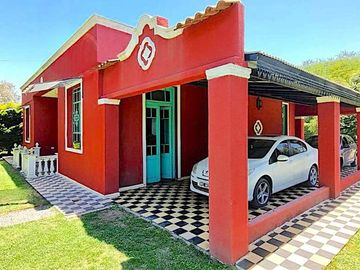 VENTA CASA PILETA QUINCHO GARAGE EN GRAL LAS HERAS