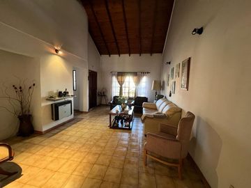 Casa PH en venta en Loma Hermosa