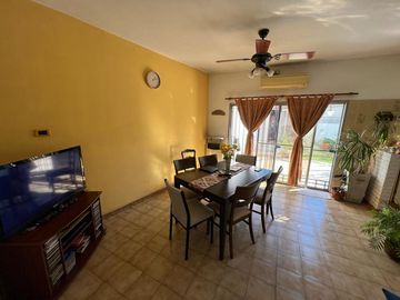 Casa PH en venta en Loma Hermosa