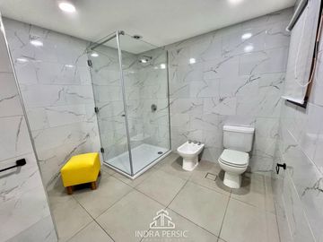 Venta departamento La Perla Mar del Plata 5 Ambientes con cochera fija