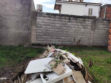 CASA TRES AMBIENTES VENTA LONGCHAMPS  CON PARQUE