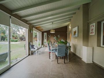 VENTA CASA 5 AMBIENTES-PILAR-PERMUTA
