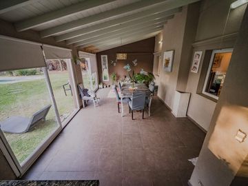 VENTA CASA 5 AMBIENTES-PILAR-PERMUTA