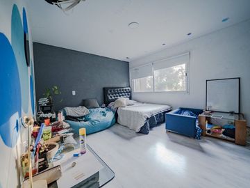 VENTA CASA 5 AMBIENTES-PILAR-PERMUTA