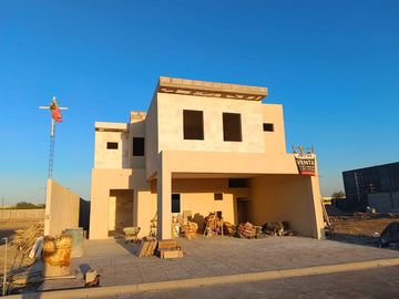 CASA EN VENTA EN LA ENCANTADA, GÓMEZ PALACIO, DGO.