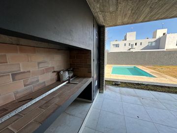Casa en  venta La luisita a estrenar 3 dormitorios