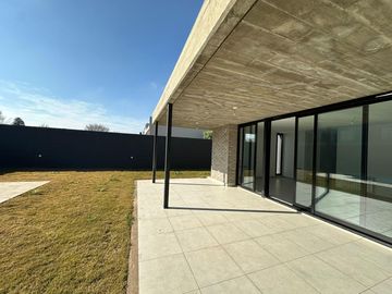 Casa en  venta La luisita a estrenar 3 dormitorios