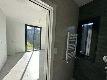 Casa en  venta La luisita a estrenar 3 dormitorios