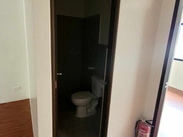 Brgy.Fortune Marikina For Sale 2 Storey Townhouse 3 Bedrooms near Champaca rg