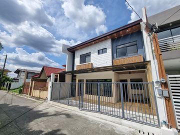 Antipolo For sale 2 Storey Townhouse 3 Bedrooms near St.Scholastica rg