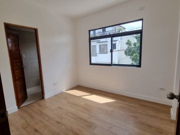 Antipolo For sale 2 Storey Townhouse 3 Bedrooms near St.Scholastica rg