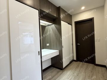 Duplex Unit in Vermont Park Executive Village Antipolo For Sale
