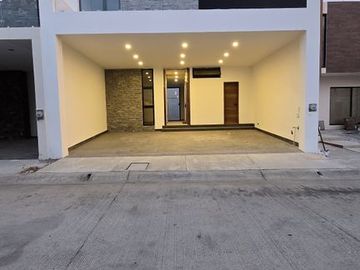 Casa en Preventa en Altabrisa Residencial