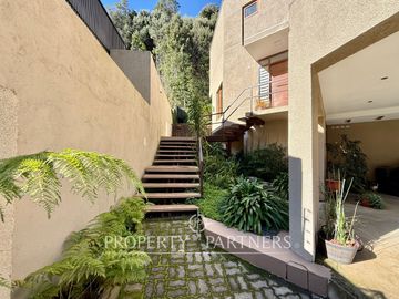 Moderna casa con piscina en Schaub