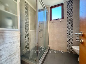 Moderna casa con piscina en Schaub