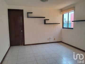 Casa en venta en Condominio cerca Glorieta de Vaqueritos y del Tec. de Monterrey