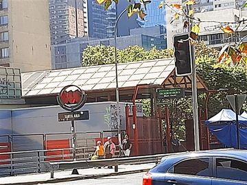 Departamento en Venta en COMPANIA DE JESUS, FRENTE AL METRO SANTA ANA