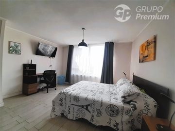 Departamento en Venta en COMPANIA DE JESUS, FRENTE AL METRO SANTA ANA