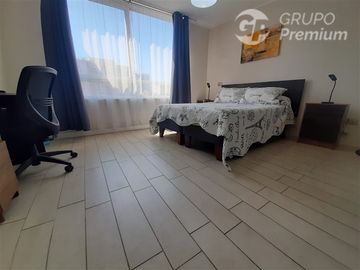 Departamento en Venta en COMPANIA DE JESUS, FRENTE AL METRO SANTA ANA