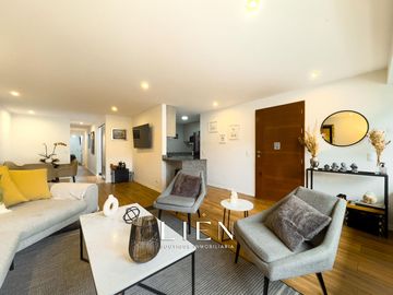 Departamento en venta con 2 terrazas en zona rodeada de parques en Surco