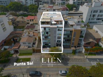 Departamento en venta con 2 terrazas en zona rodeada de parques en Surco