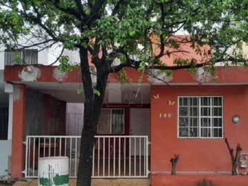 Casa sola en venta en Magnolias, Apodaca, Nuevo León
