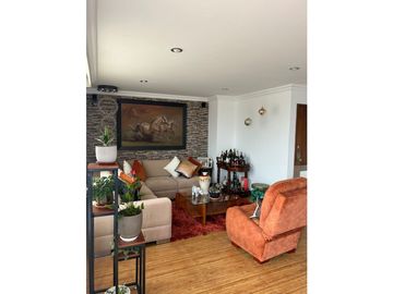 Vendo apartamento Duplex en el sector de Versalles