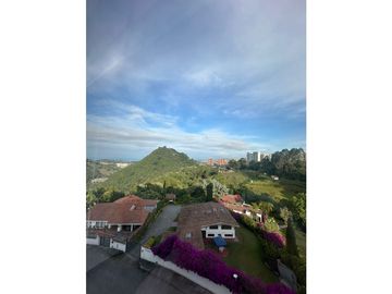 Vendo apartamento en el sector de Tejares