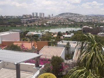 Casa en venta en Villas del Mesón, Querétaro