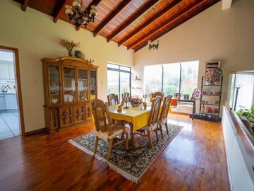 Valle de los chillos Armenia Casa con 436m2 Terreno total 2000m2