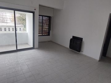 Departamento en  San Martin y Rodhe primer piso