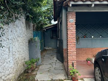 PARA REFACCIONAR! Excelente lugar