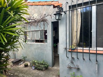 PARA REFACCIONAR! Excelente lugar