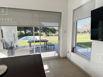 Casa en venta, vista a laguna. Barrio Cerrado San Matías, Escobar