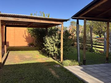 Casa con 3 Departamentos en Colón Entre Ríos