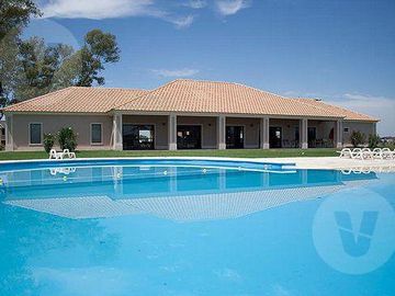 Casa en venta - Barrio Don Joaquin, Canning